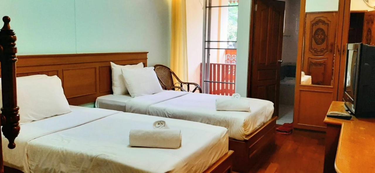 Your House 3 Guest House Chiang Mai Bagian luar foto