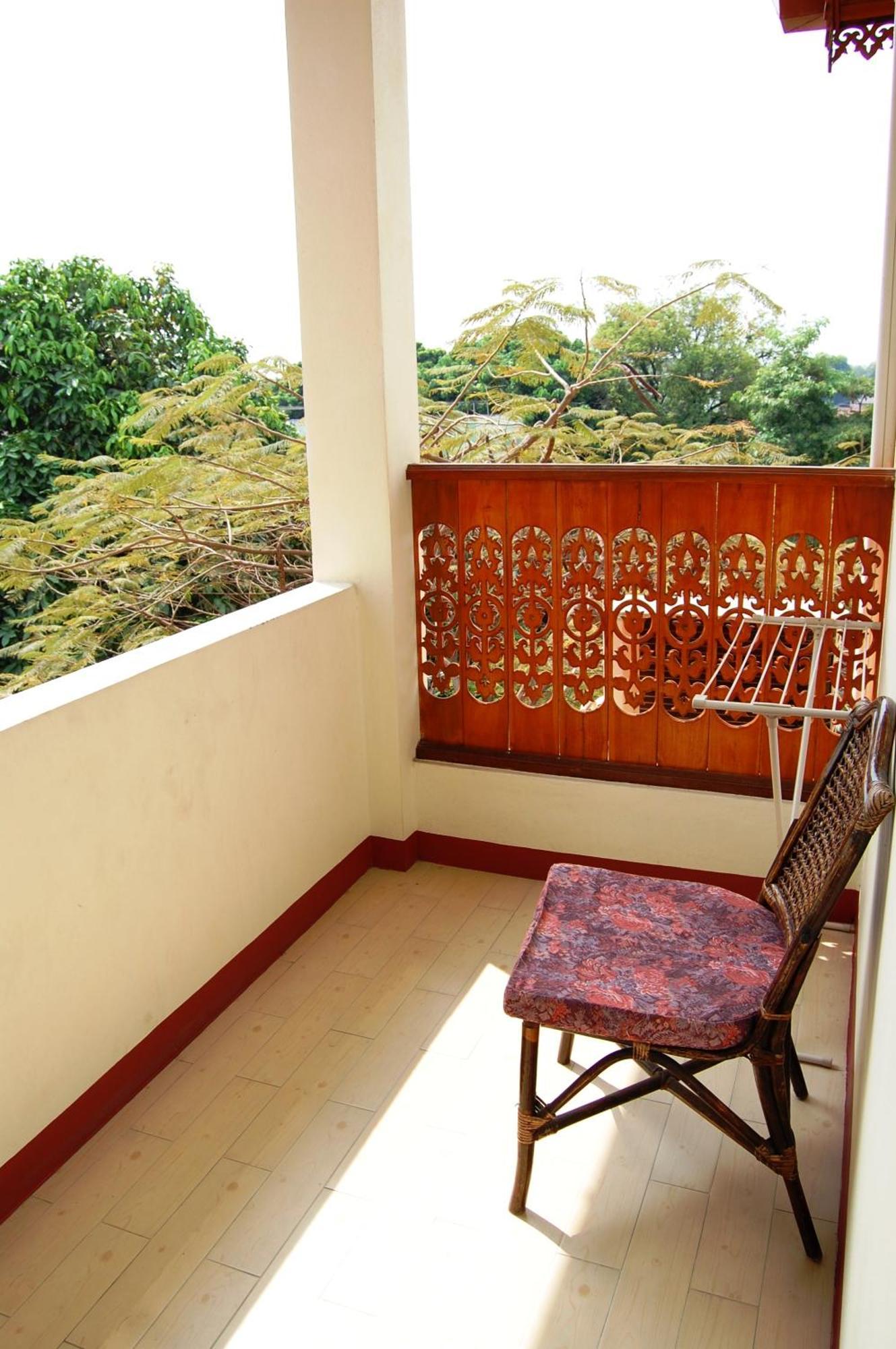 Your House 3 Guest House Chiang Mai Bagian luar foto