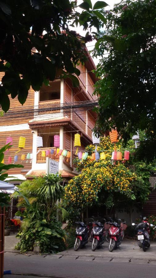 Your House 3 Guest House Chiang Mai Bagian luar foto